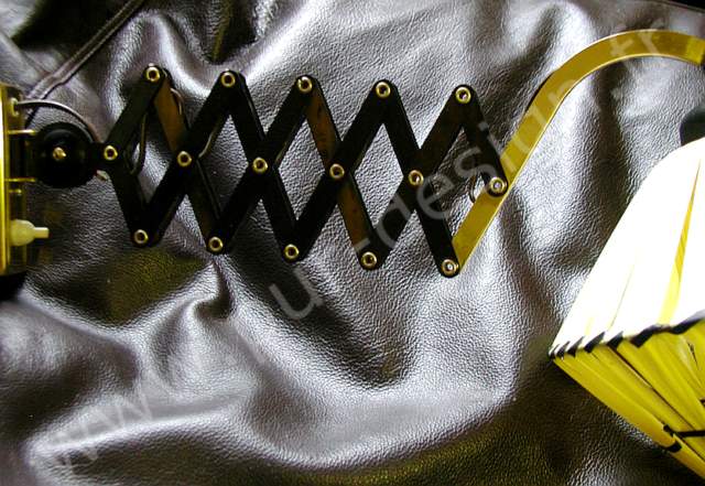 Applique Accordon, annes 50. Pur Design