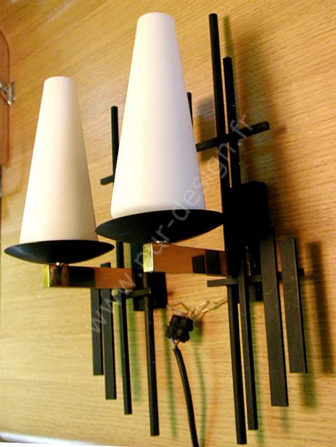 Superbe paire d'appliques Modernistes/ brutalistes Arlus, annes 50. Pur Design.
