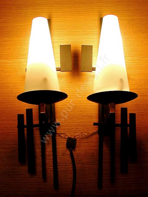 Superbe paire d'appliques Modernistes/ brutalistes Arlus, annes 50. Pur Design.