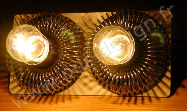 Applique double  ressort de Philippe Rogier, pur design 70. Pur Design.