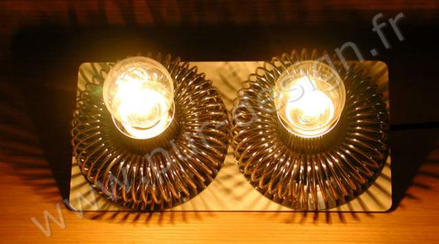 Applique double  ressort de Philippe Rogier, pur design 70. Pur Design.