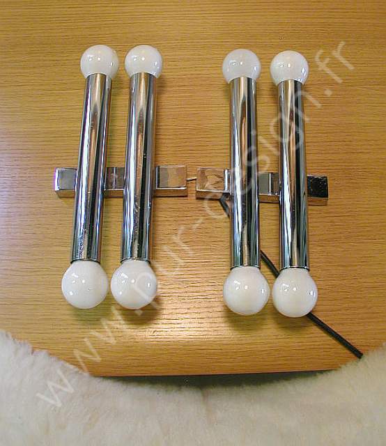 Paire d'appliques Sciolari doubles, modernistes, 70's. Pur Design.