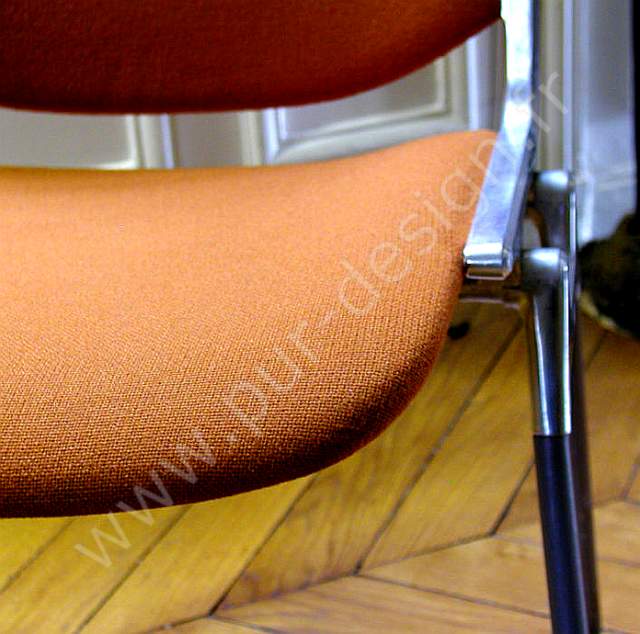Chaise DSC 106 de Giancarlo Piretti pour Castelli. Pur Design.