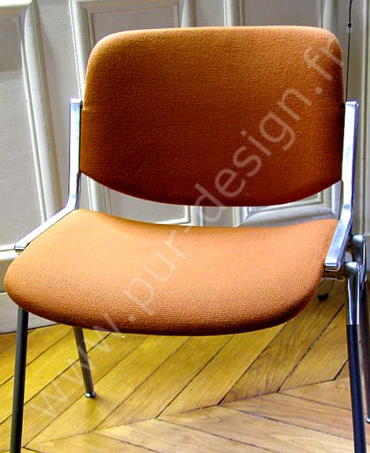 Chaise DSC 106 de Giancarlo Piretti pour Castelli. Pur Design.