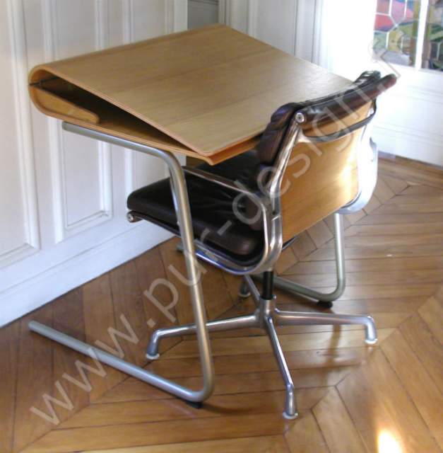 Soft Pad Charles & Ray Eames modle EA 208 Miller. Pur Design.