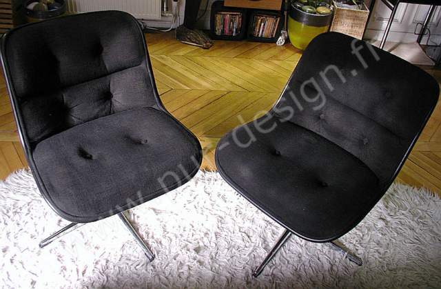 Paire de fauteuils Charles Pollock Executive chair modle 12E1, Knoll, Black de black. Pur Design