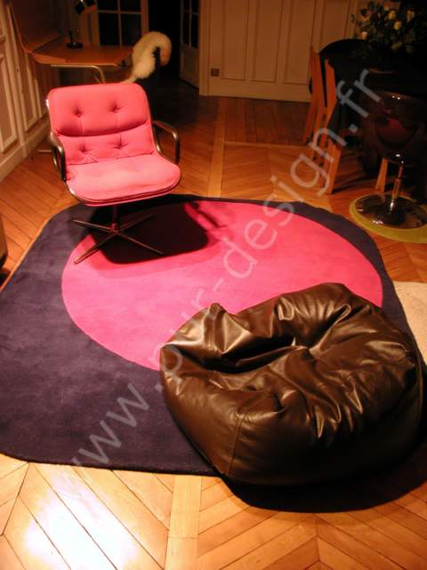 Charles Pollock Executive chair modle 12E1, Knoll. Pur Design.