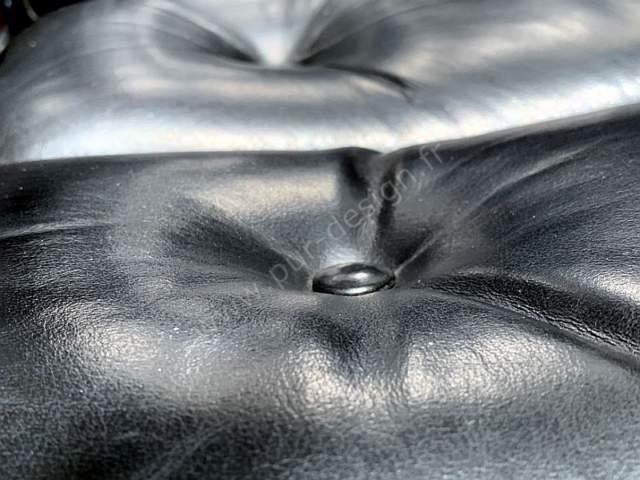 Lobby chair Time Life de Charles & Ray Eames, modle ES 104.  Pur Design.