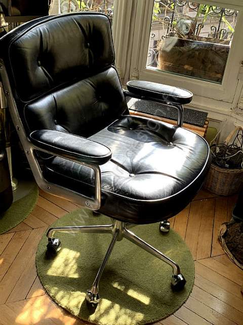 Lobby chair Time Life de Charles & Ray Eames, modle ES 104.  Pur Design.