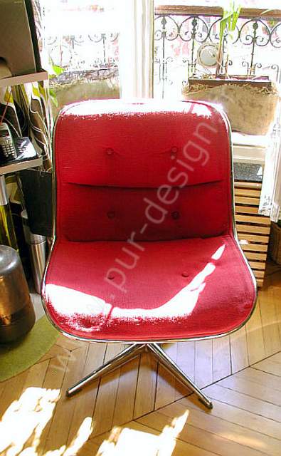 Fauteuil Charles Pollock Executive chair modle 12E1, Knoll 1ere version. Pur Design