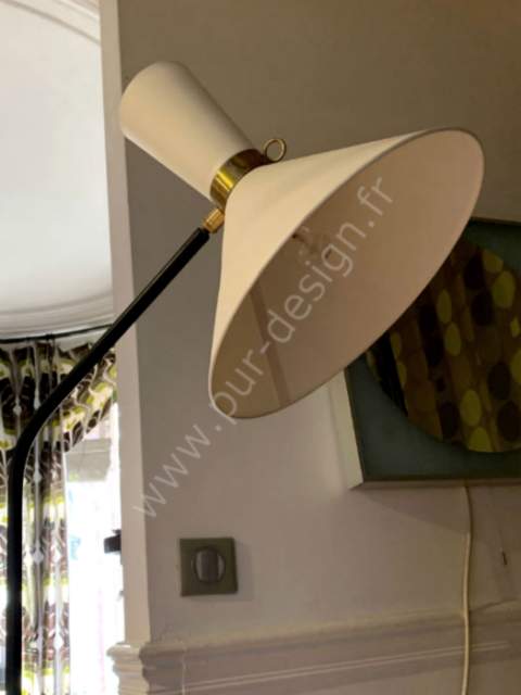 Superbe lampadaire tripode Lunel, annes 1950. , annes 1950. Pur Design