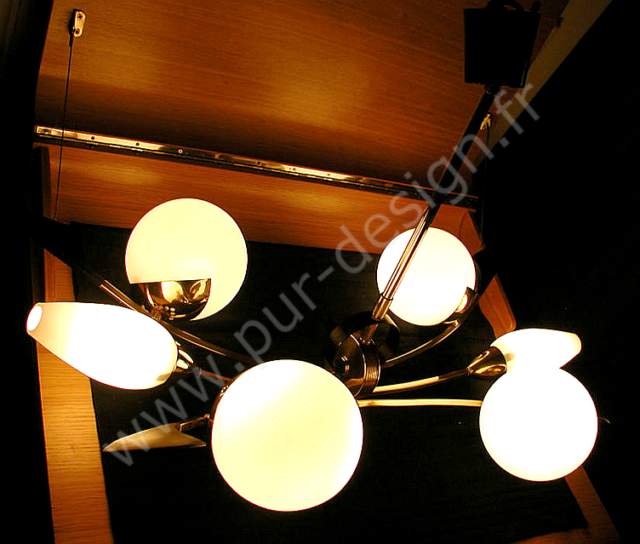 Lustre Arlus en laiton, d'inspiration Art Dco. Pur Design.