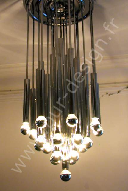Lustre cintique en cascade era Panton, Design 70, Space Age. Pur Design.