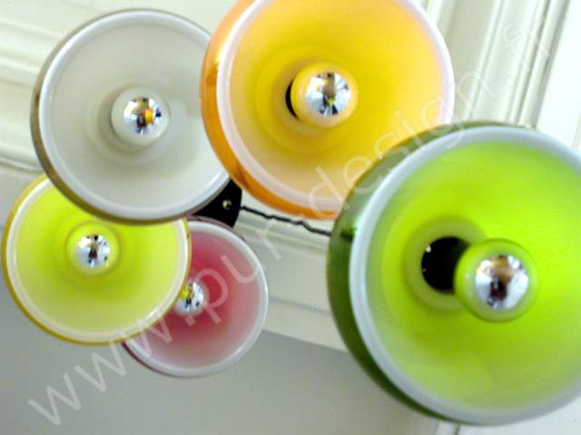 Superbe lustre en cascade Stilnovo, Space Age.  Circa 1960. Pur Design