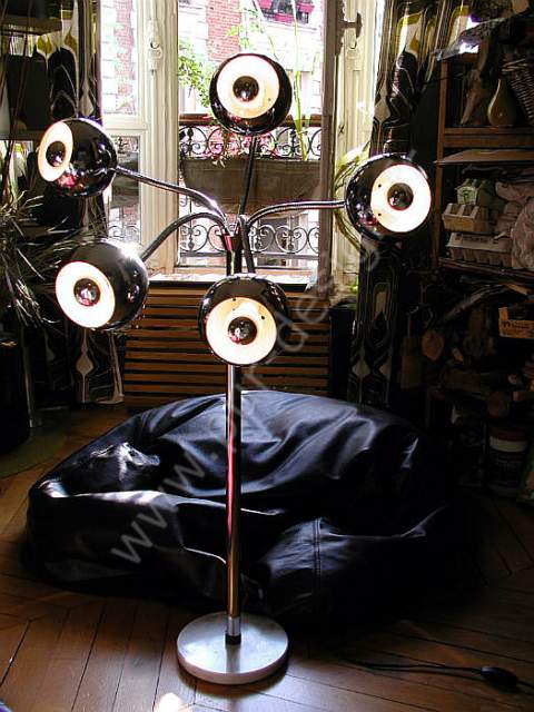 Lampe de sol Eyeball de style Reggiani, circa 70-80, Space Age.  Pur Design.