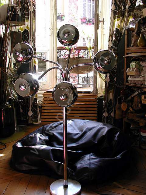Lampe de sol Eyeball de style Reggiani, circa 70-80, Space Age.  Pur Design.