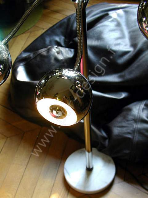 Lampe de sol Eyeball de style Reggiani, circa 70-80, Space Age.  Pur Design.
