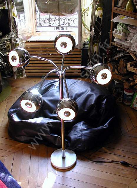 Lampe de sol Eyeball de style Reggiani, circa 70-80, Space Age.  Pur Design.