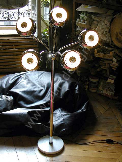 Lampe de sol Eyeball de style Reggiani, circa 70-80, Space Age.  Pur Design.