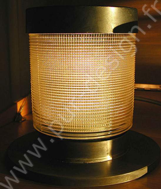 Lampes de sol Holophanes, annes 50. Pur Design.