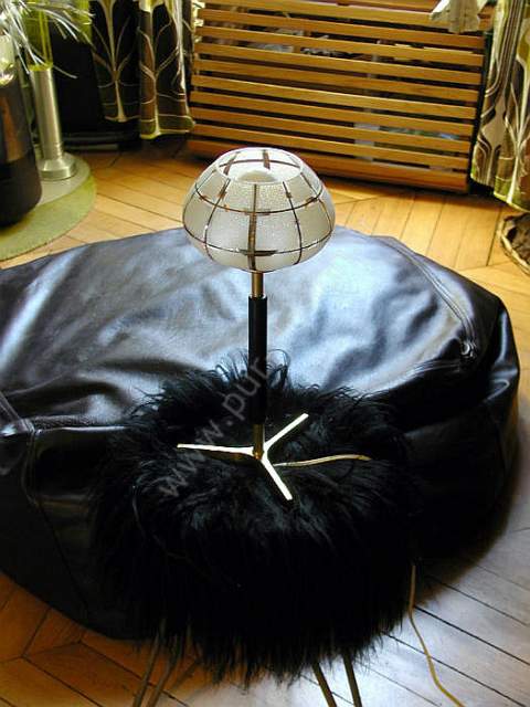 Superbe petite lampe Arlus, annes 50 .  Pur Design.