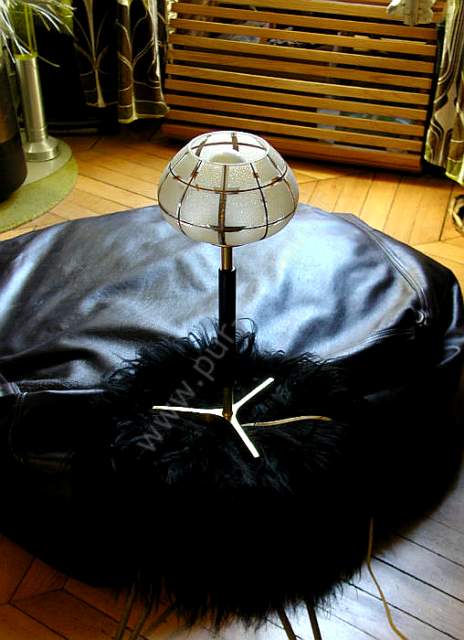 Superbe petite lampe Arlus, annes 50 .  Pur Design.
