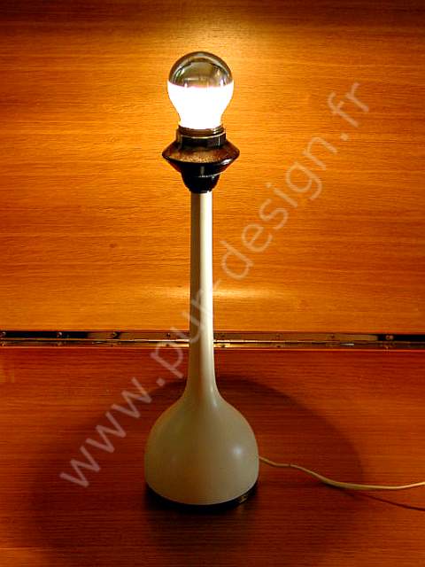 Lampe de table Hans Agne Jakobsson, modle B44, design Scandinave.  Pur Design.