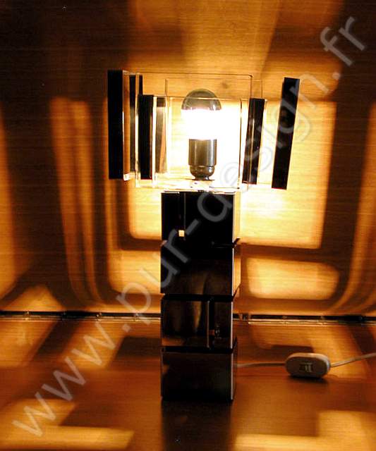 Lampe de table moderniste cubiste 
