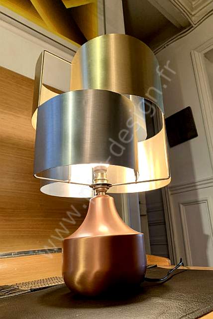 Lampe de table tricolore Max Sauze unique, Design 70, Space Age. Pur Design.