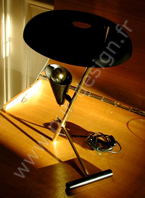 Lampe  contrepoids Stilnovo, design Gino Sarfatti/ Louis Kalff, annes 50. . Pur Design.