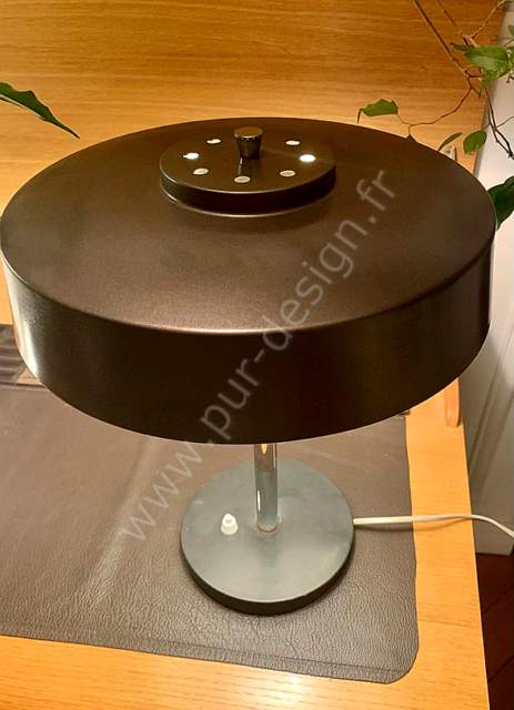 Lampe de table industrielle dans le style Louis Kalff, 1950. Pur Design.