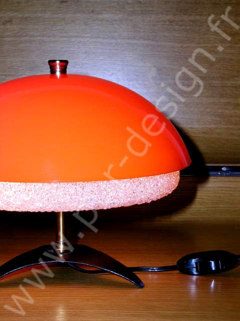 Lampe de Design scandinave, esprit Rispal. Pur Design.