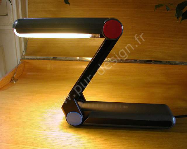Lampe Z post-moderne de Philips, 80's. Pur Design.