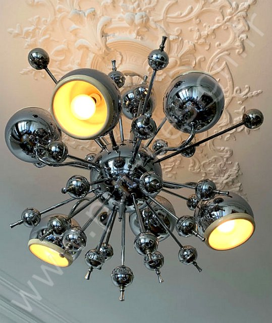 Grand lustre spoutnik Eye ball de Goffredo Reggiani, 6 feux, circa 70, Space Age.  Pur Design.