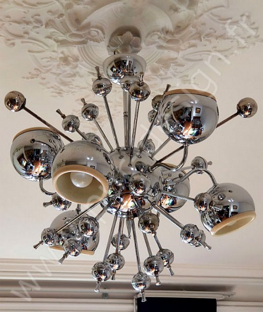Grand lustre spoutnik Eye ball de Goffredo Reggiani, 6 feux, circa 70, Space Age.  Pur Design.