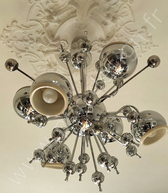 Grand lustre spoutnik Eye ball de Goffredo Reggiani, 6 feux, circa 70, Space Age.  Pur Design.