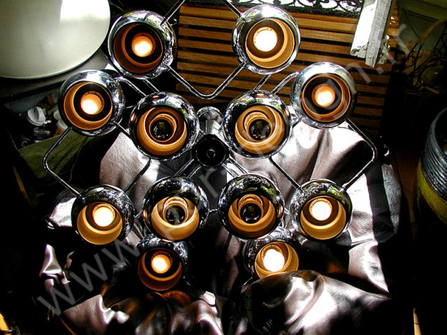 Grand lustre Eye Ball Reggiani, Pur Space Age, circa 70. Pur Design.