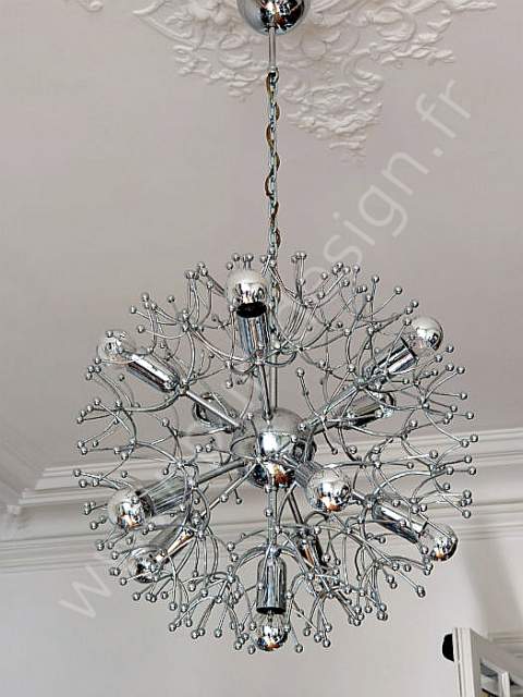 Lustre Sputnik modle pistillino 12 feux, circa 70, Space Age. Pur Design