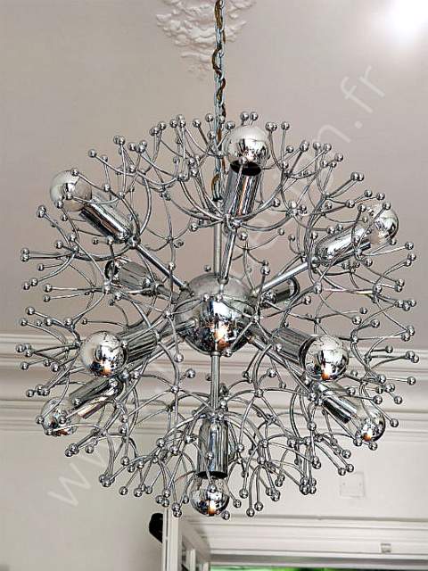 Lustre Sputnik modle pistillino 12 feux, circa 70, Space Age. Pur Design