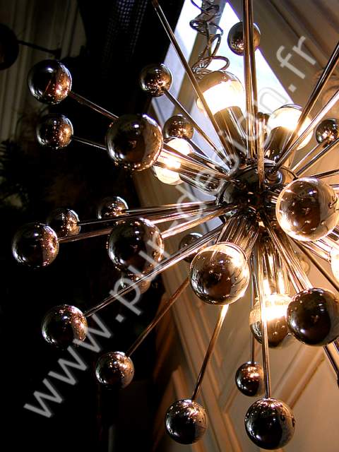 Lustre Sputnik  plantes, circa 70, Space Age. Pur Design.