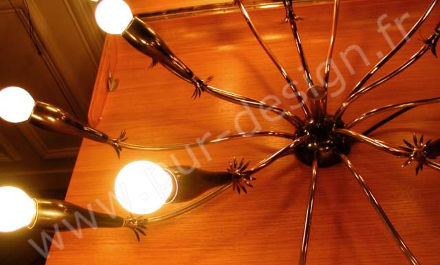 Lustre sputnik, design Gino Sarfatti Stilnovo 1950. Pur Design.