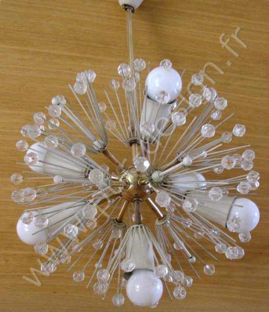 Lustre sputnik, design d'Emil Stejnar, Stilnovo 1950. Pur Design.