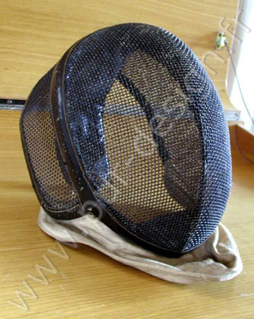 Masque d'escrime ancien, dbut du XXime sicle. Pur Design.