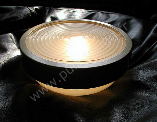 Plafonnier de marque Holophane modle 4487, esprit indus, 1950. Pur Design.