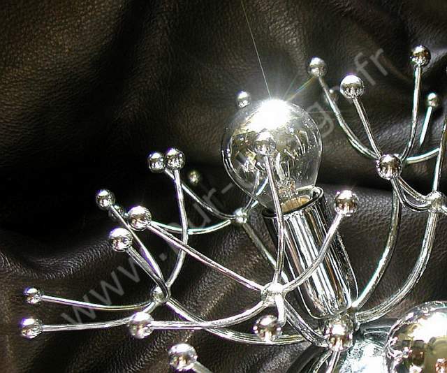 Plafonnier Sputnik modle pistillino 4 feux, circa 70, Space Age.  Pur Design