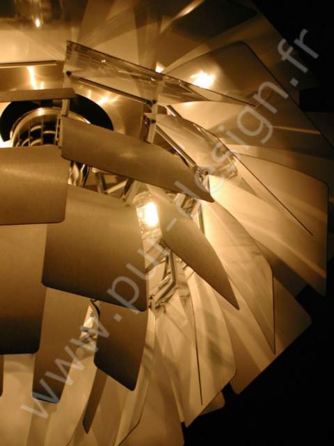 Lustre Artichaut Henningsen.