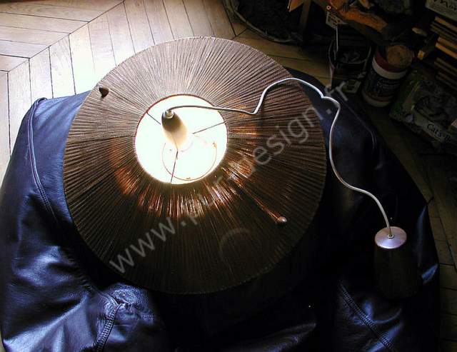  Suspension traditionnelle Danoise, d. Temde, annes 50. Pur Design.