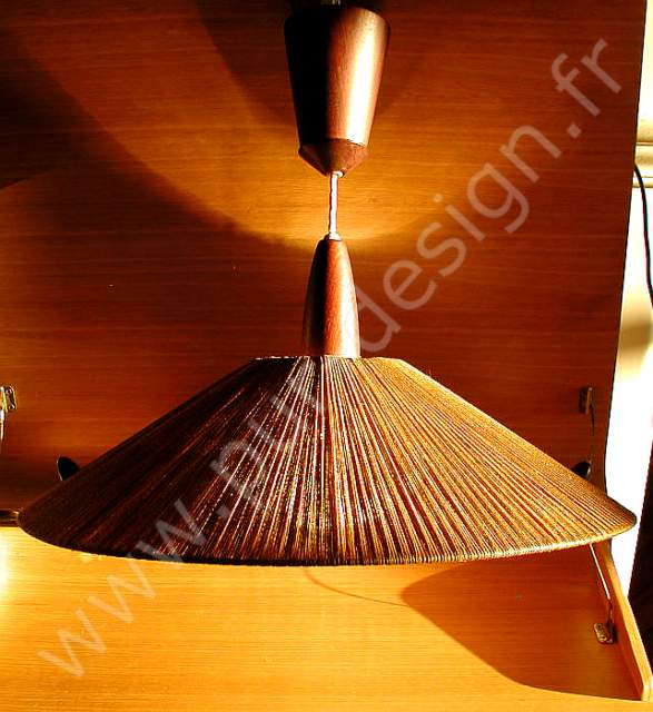  Suspension traditionnelle Danoise, d. Temde, annes 50. Pur Design.