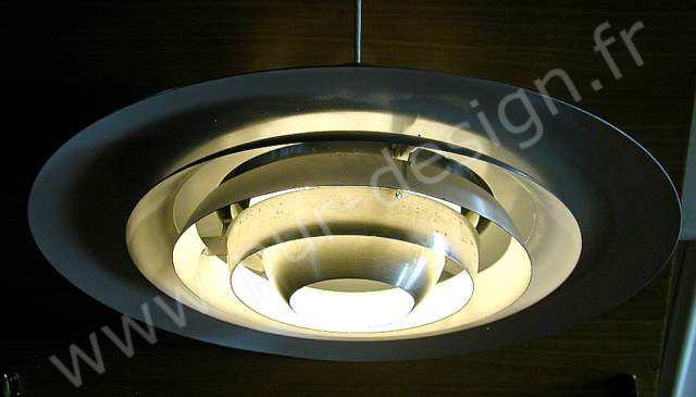 Suspension de Fabricius & Kasthlom pour Nordisk Solar, Design scandinave. Pur Design.