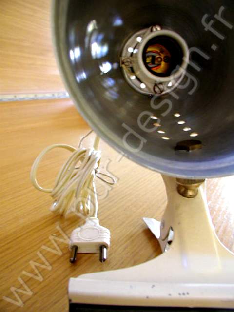 Spot ancien de style Guariche, circa 1950. Loft. Pur Design.